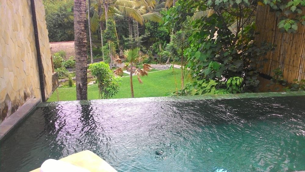 Motama Villa Ubud Eksteriør billede